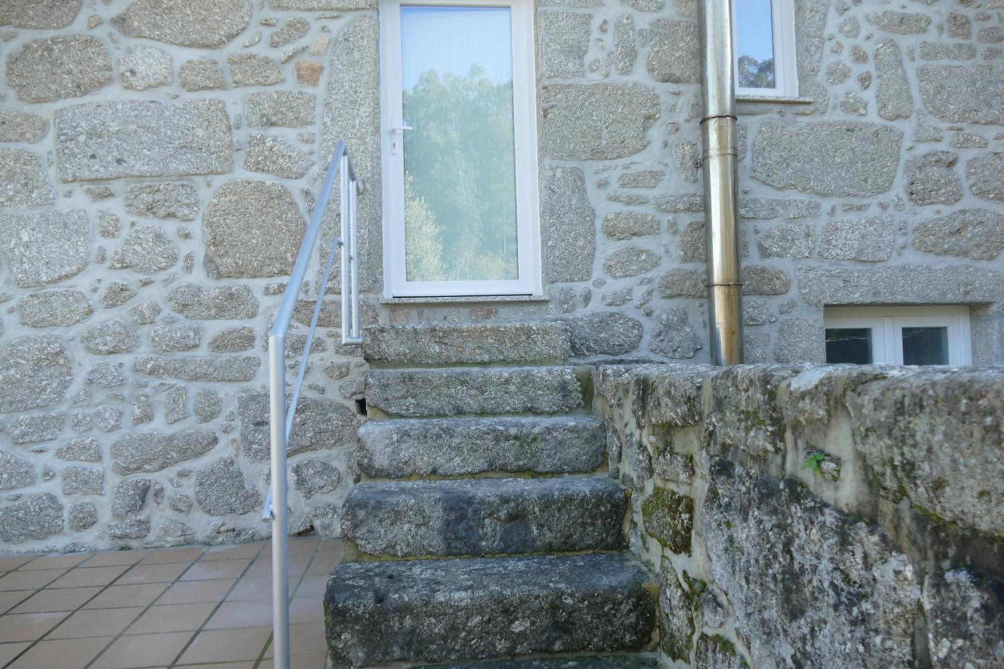 Gasthaus Casa Nos Penedos Arcos de Valdevez Exterior foto